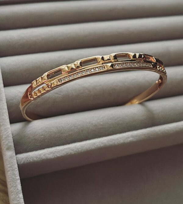 Rose Gold Luxe Studded Crystal Bangle