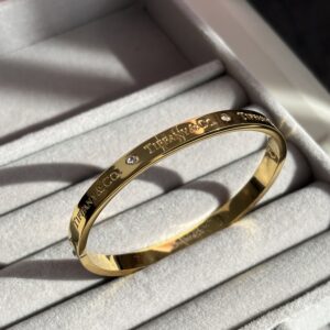 Luxe Legacy Bangle