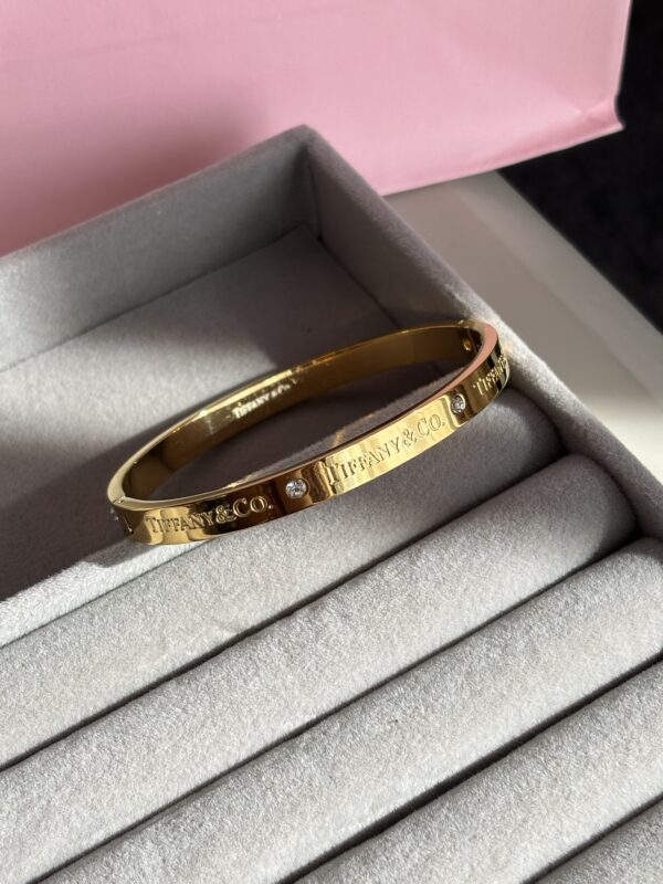 Luxe Legacy Bangle - Image 2
