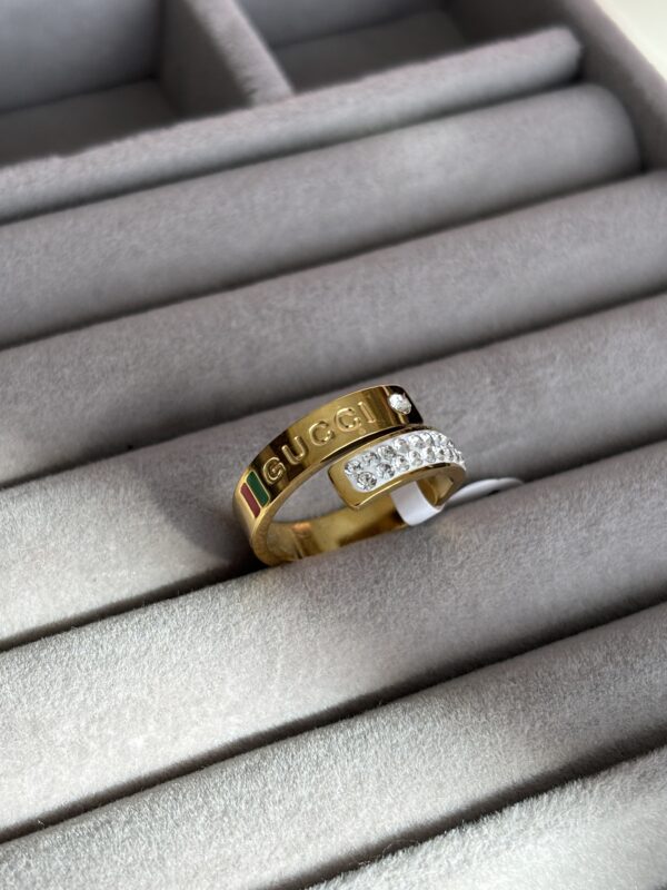 GG Ring