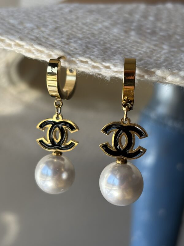Black CC Earing