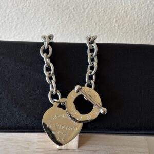 Silver Lock and Key Barcley