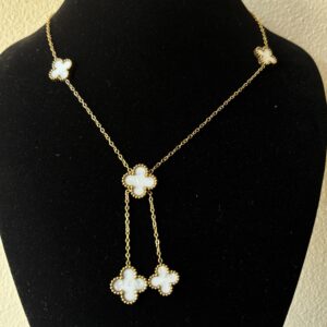 Double white Clove
