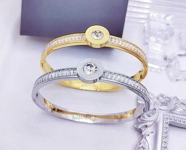 Round Diamond Bangle