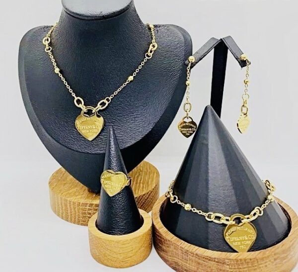 Gold Iconiq Chain Set