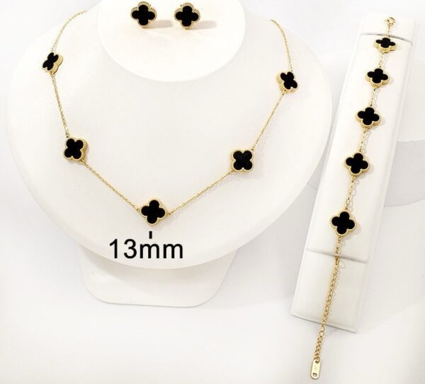 Gold Black Clove Set